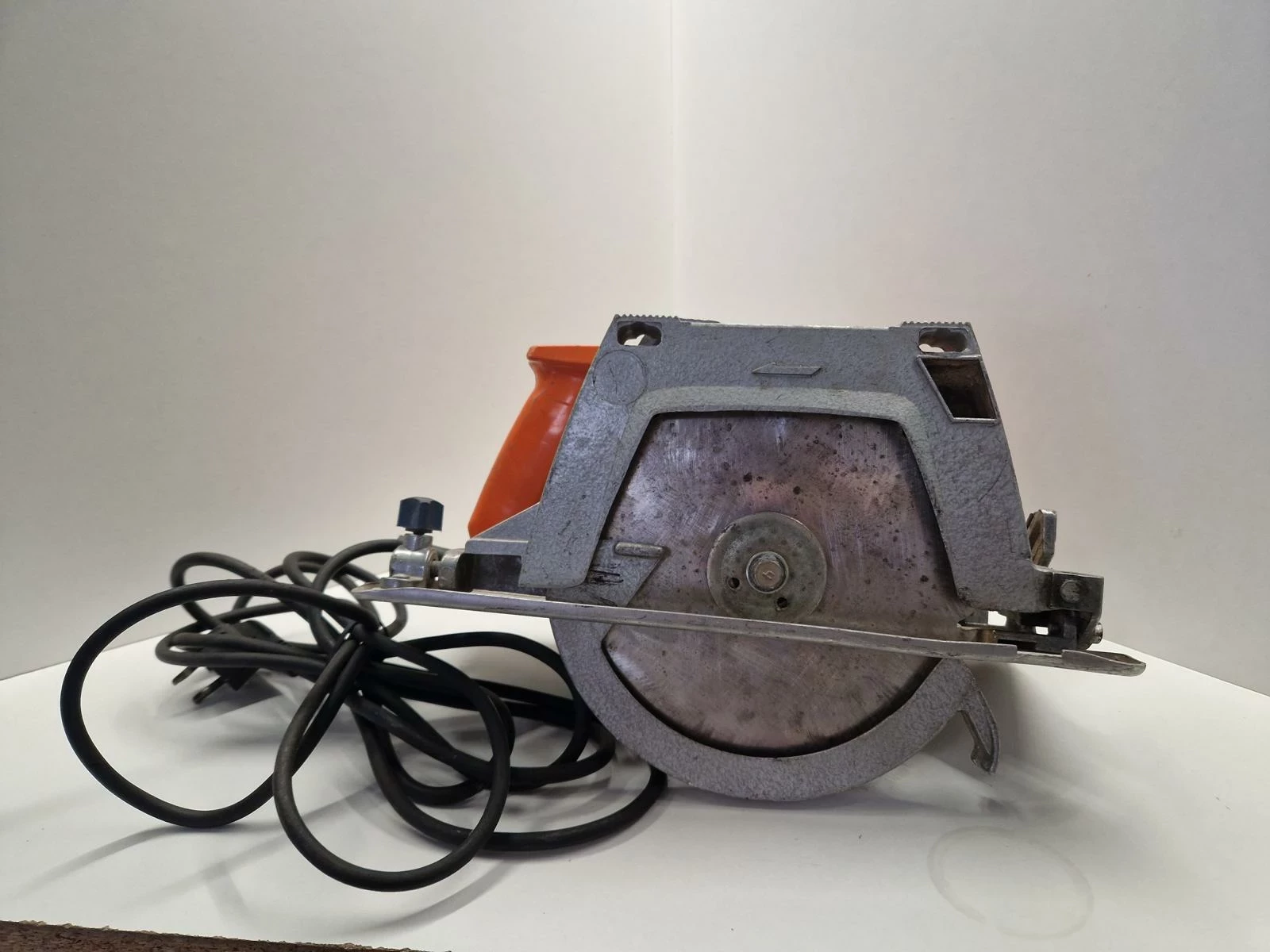 mocna-pila-tarczowa-5107an-baczek-pomaranczowa-pilsudskiego-13a-sj-ostroleka