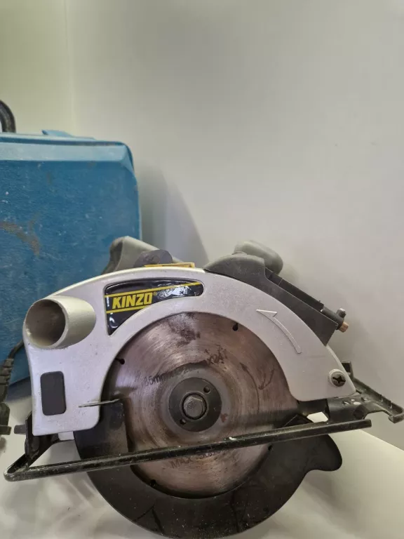 pila-tarczowa-kinzo-25c756-niebieska-walizka-marka-kinzo