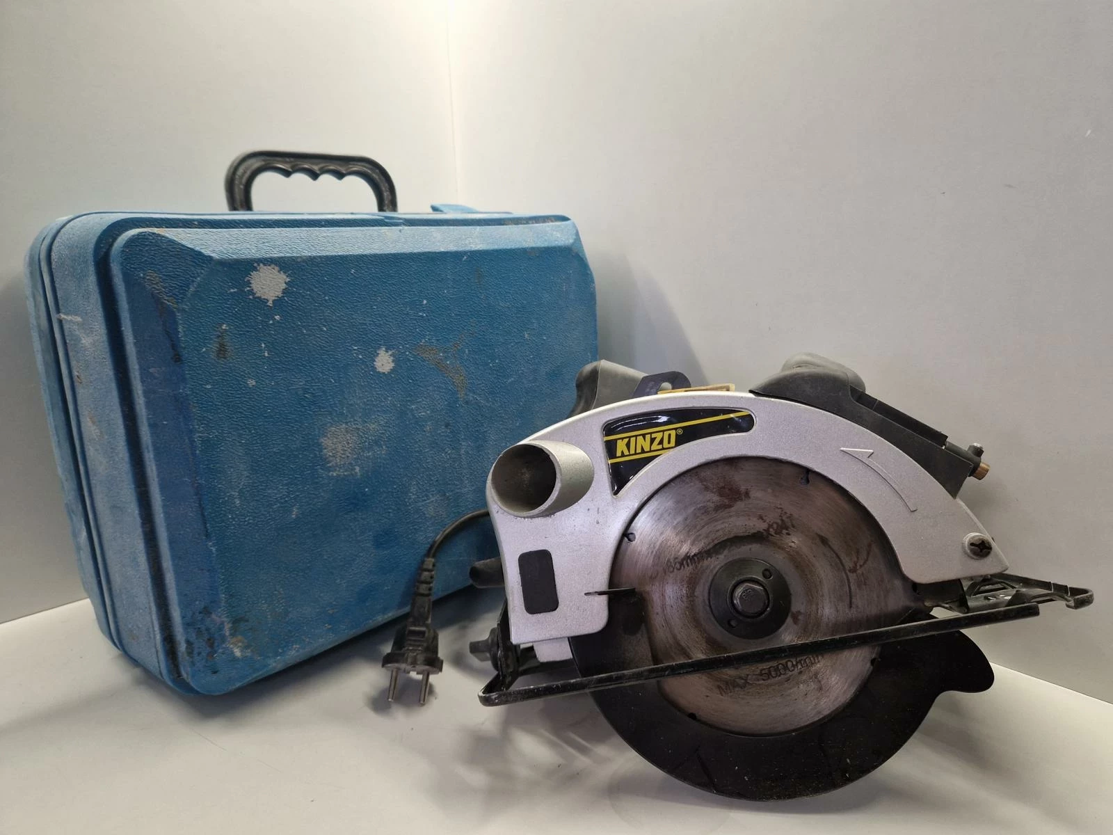 pila-tarczowa-kinzo-25c756-niebieska-walizka-pilsudskiego-13a-sj-ostroleka