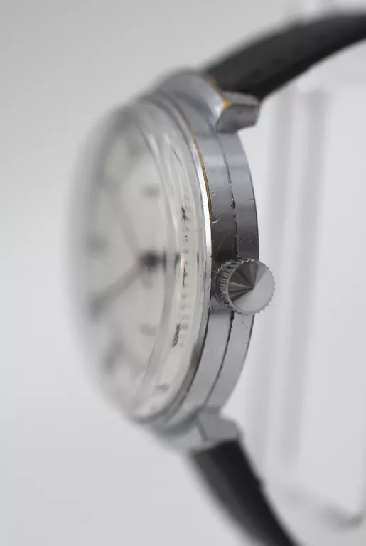 zegarek-wostok-17-jewels-rodzaj-analogowe