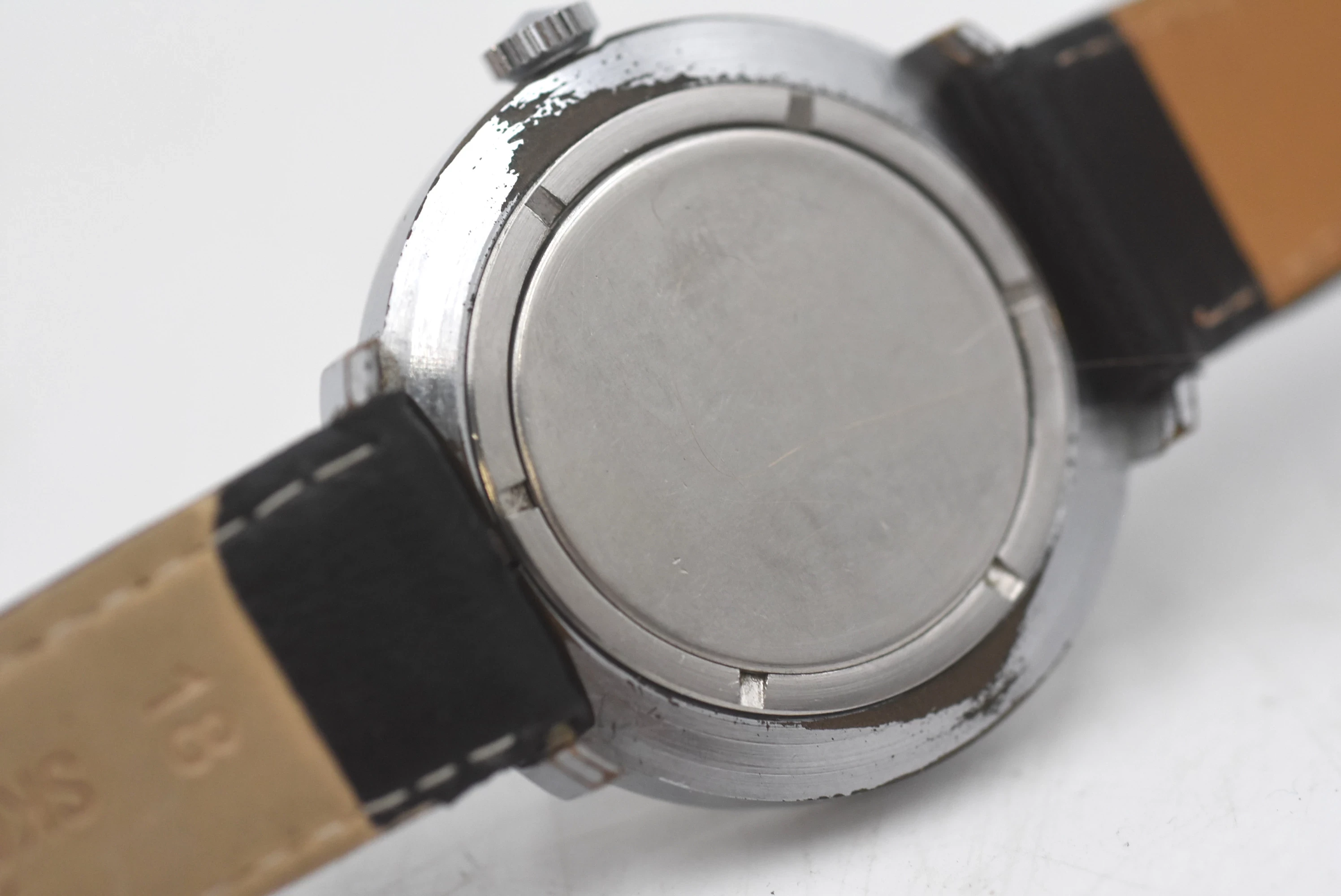 zegarek-wostok-17-jewels-funkcje-brak