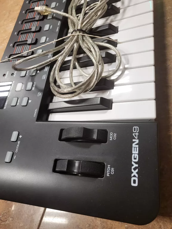 M-AUDIO OXYGEN 49 MKV