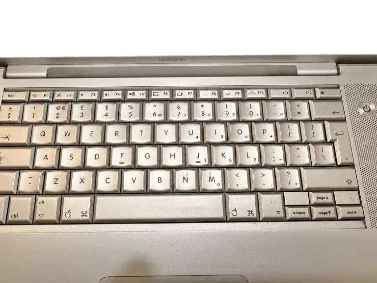 LAPTOP MACBOOK PRO A1229