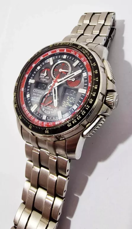 ZEGAREK CITIZEN U680-S106095 SKYHAWK RED ARROW