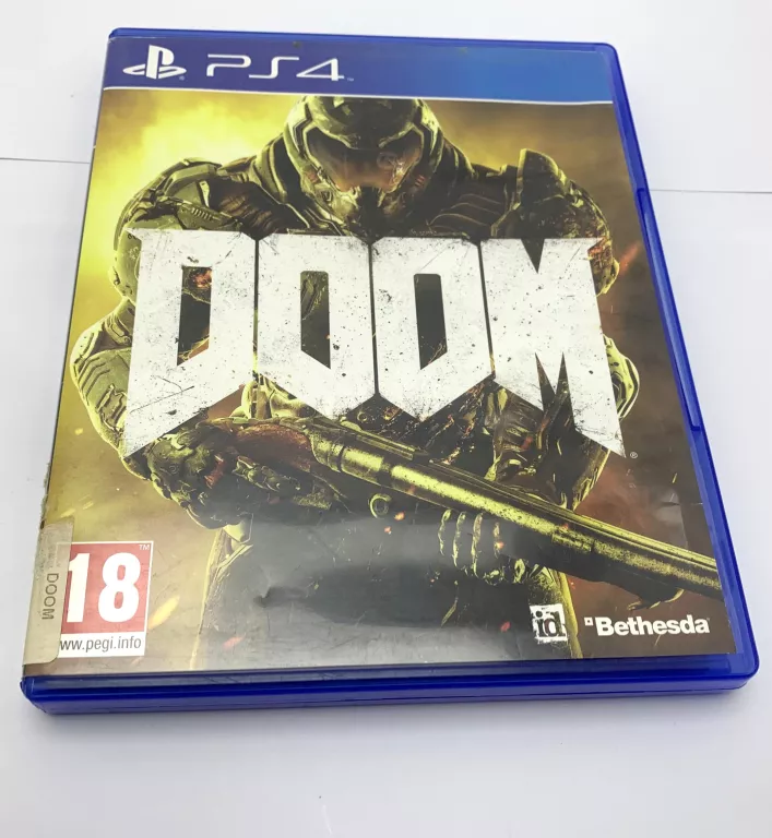 GRA PS4 DOOM