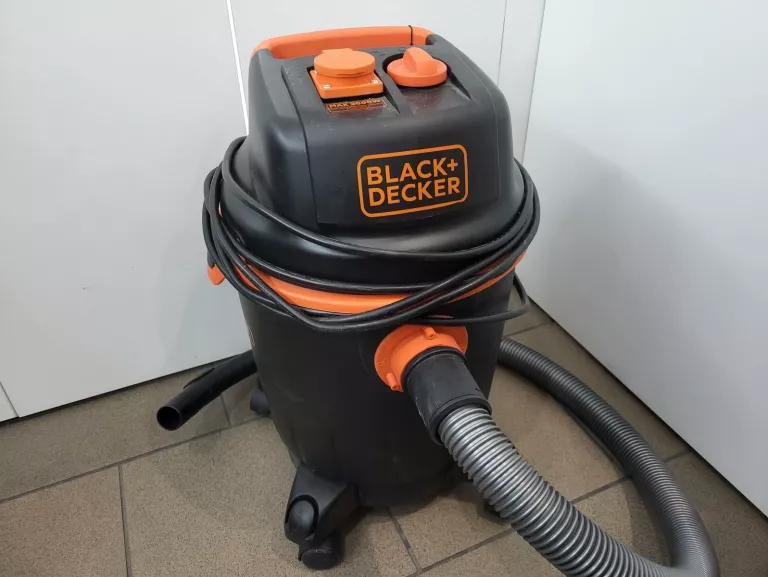 ODKURZACZ PRZEMYSŁOWY BLACK&DECKER BXVC20PE 1200 W //BEZ KONCÓWKI