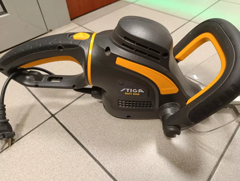 NOŻYCE ELEKTRYCZNE STIGA SHT 600