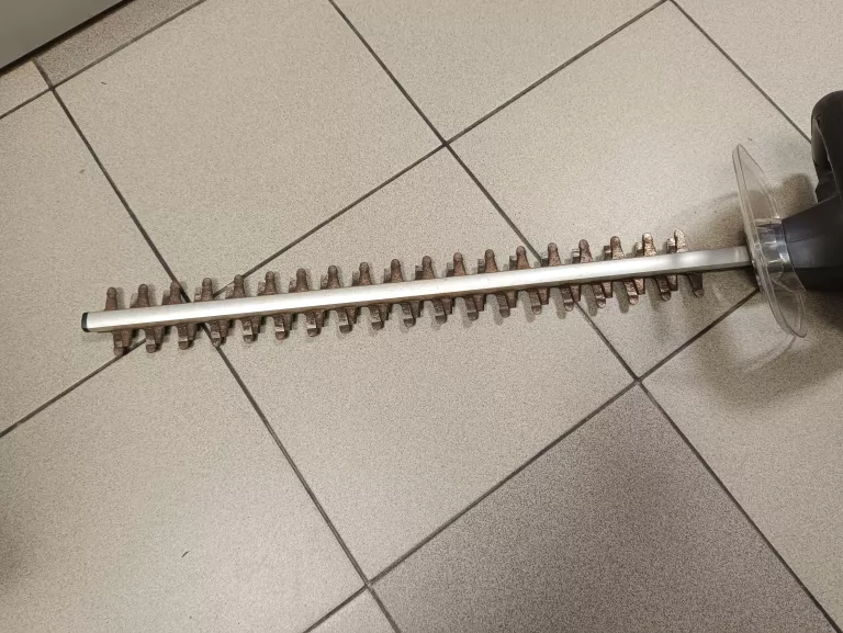 nozyce-elektryczne-stiga-sht-600-zasilanie-elektryczne-sieciowe