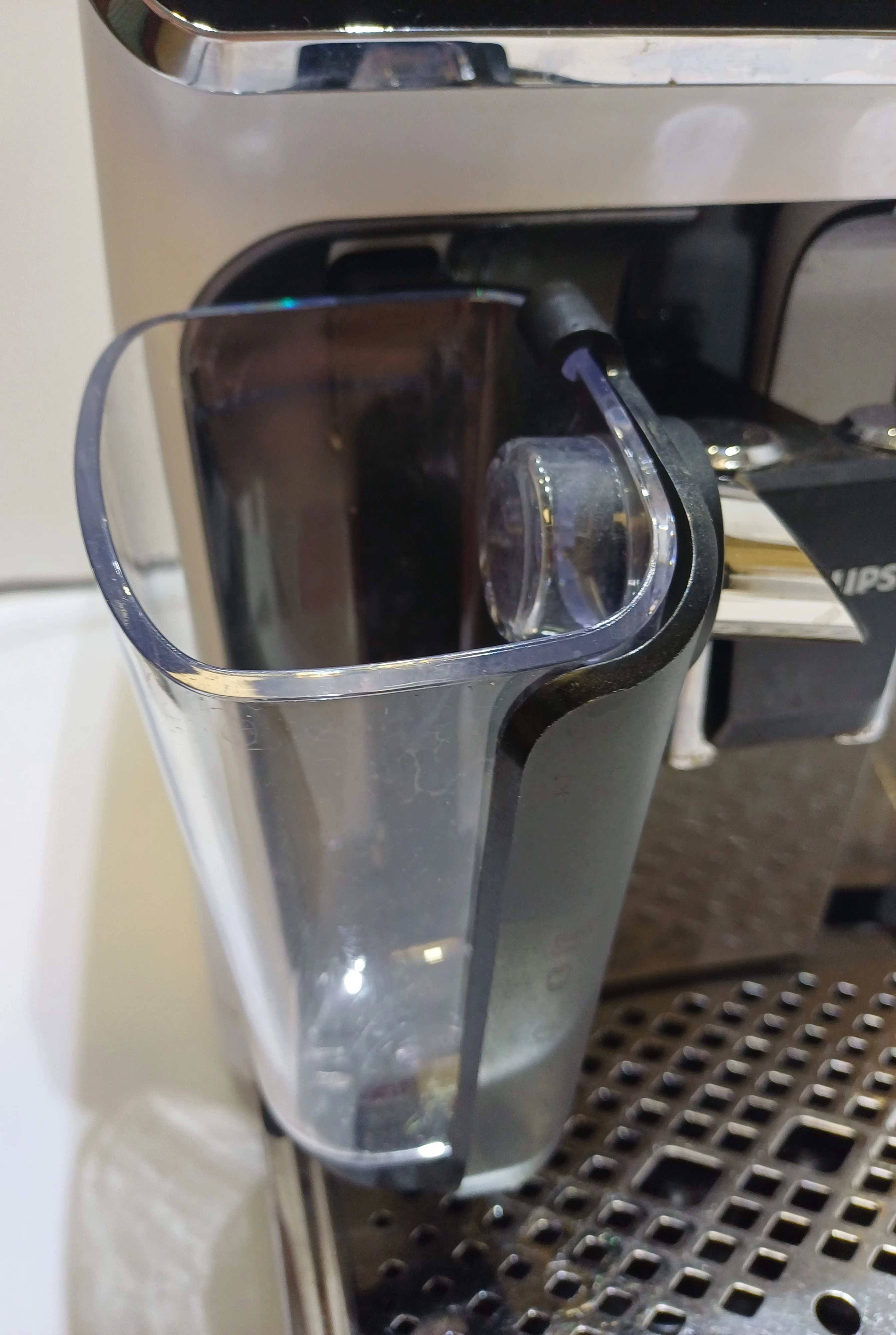 ekspres-cisnieniowy-philips-ep432150-lattego-series-4300-kod-producenta-ep432150