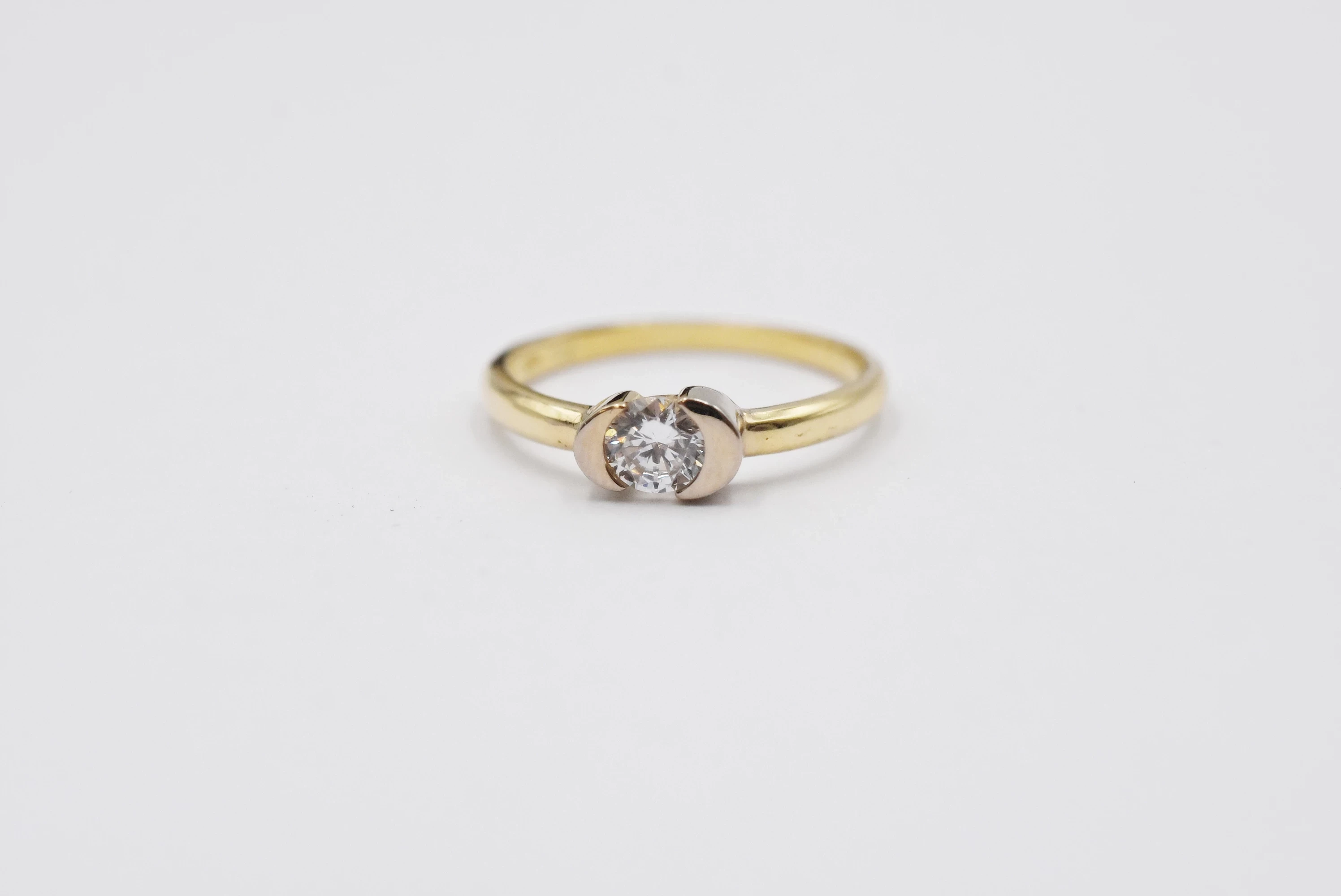 zloty-pierscionek-z-cyrkonia-585-247g-r18-kolor-dominujacy-205826-225106