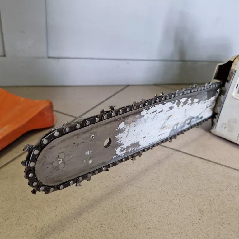 PIŁA SPALINOWA STIHL MS 241C + OSŁONA OPIS