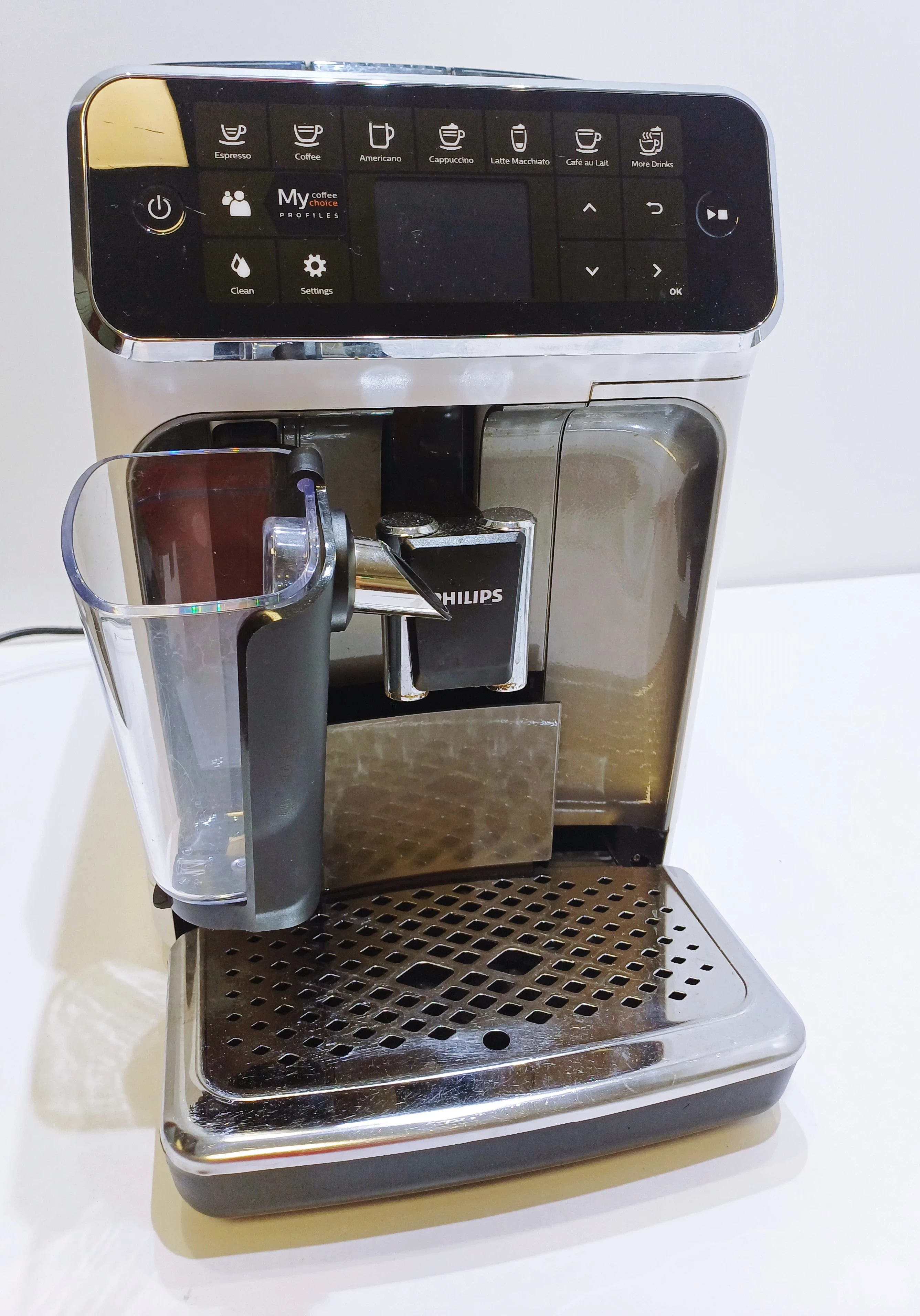 ekspres-cisnieniowy-philips-ep432150-lattego-series-4300-stan-uzywany