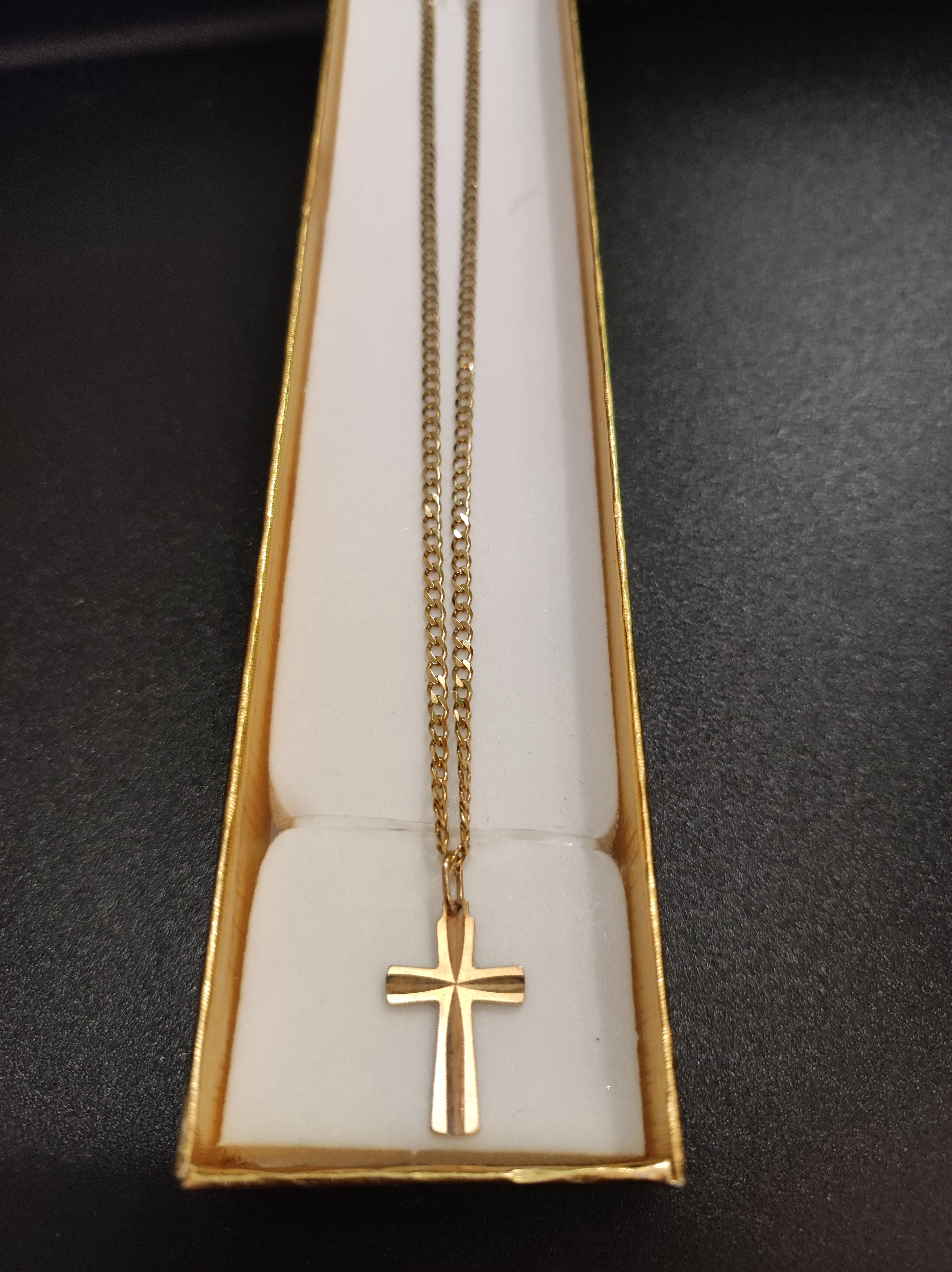 zloty-krzyzyk-585-stan-uzywany