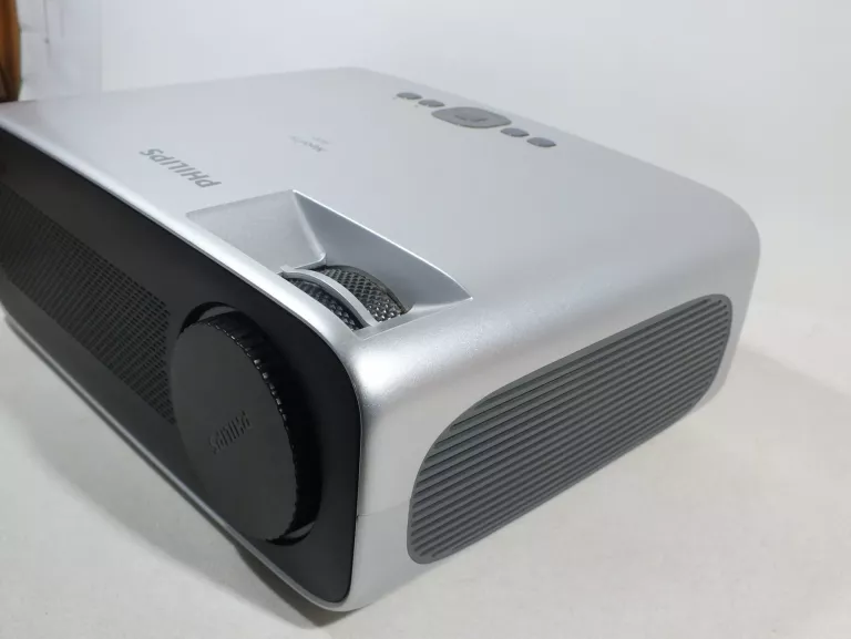 PROJEKTOR PHILIPS NEOPIX ACE