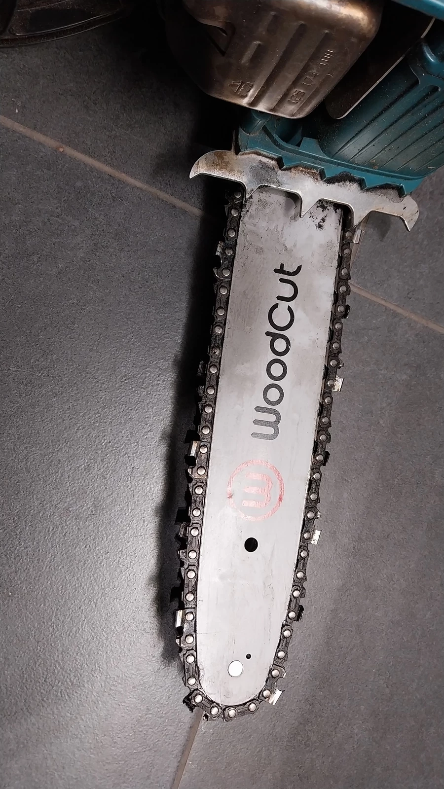 pila-spalinowa-lancuchowa-makita-ea3500s-zasilanie-spalinowe