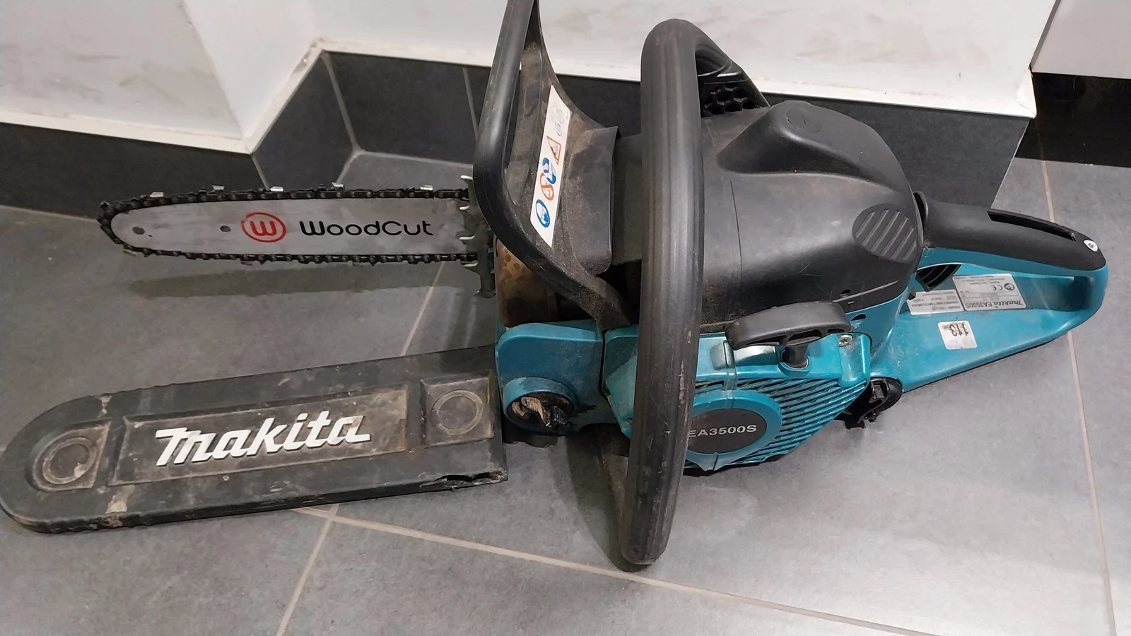 pila-spalinowa-lancuchowa-makita-ea3500s-stan-uzywany