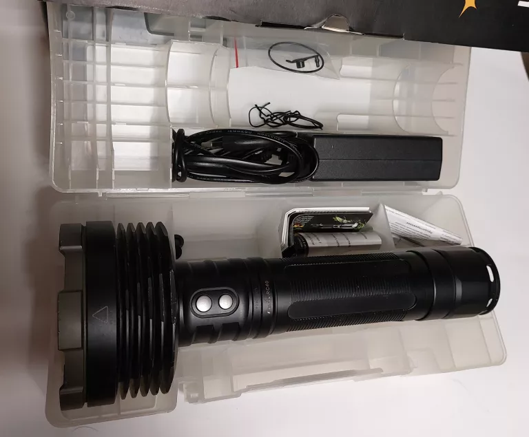 LATARKA FENIX RC40