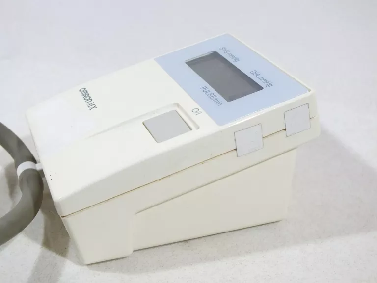 cisnieniomierz-omron-mx-pokrowiec-220906009-marka-bez-marki