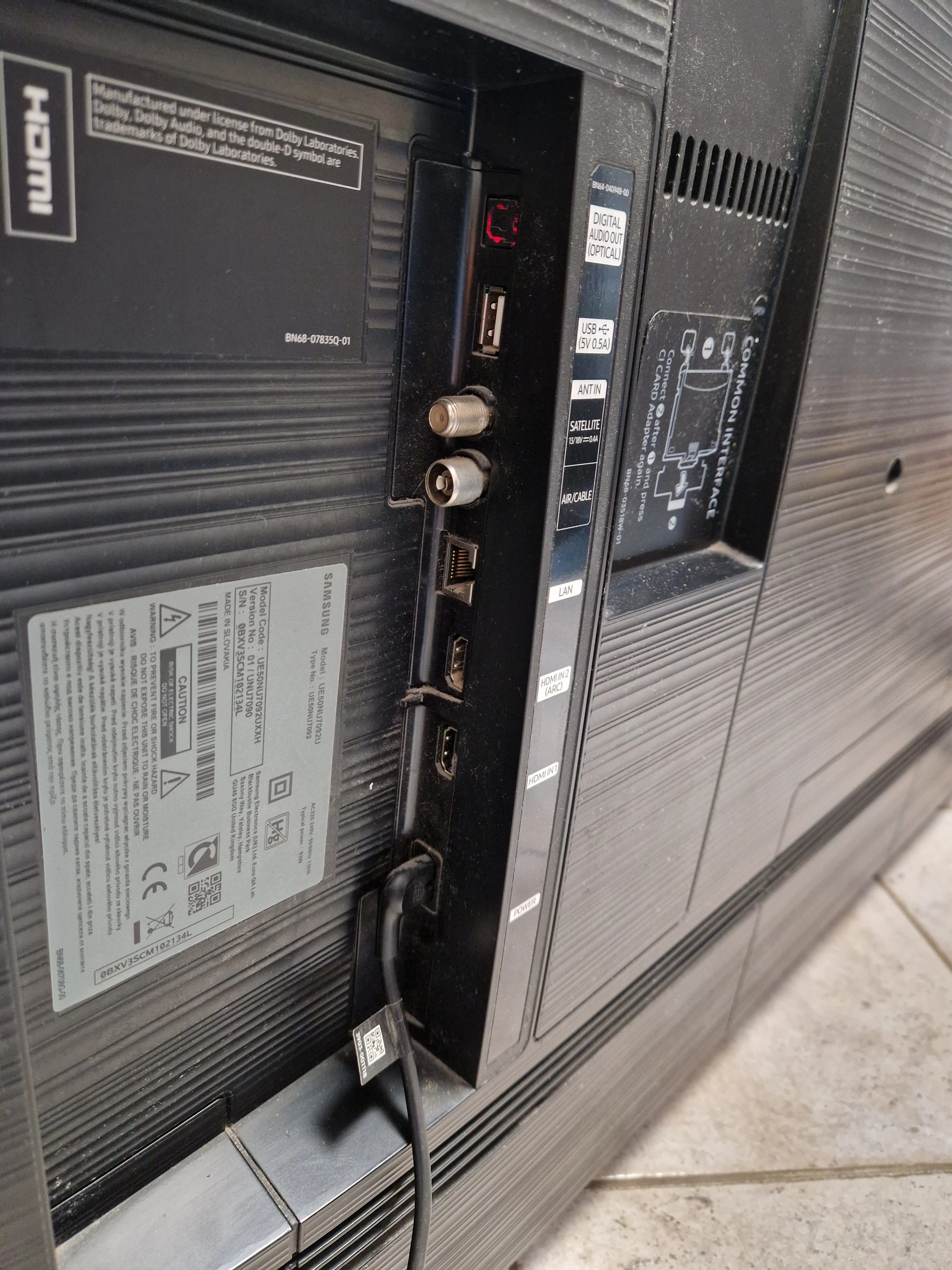 tv-samsung-ue50nu7092-karton-marka-samsung