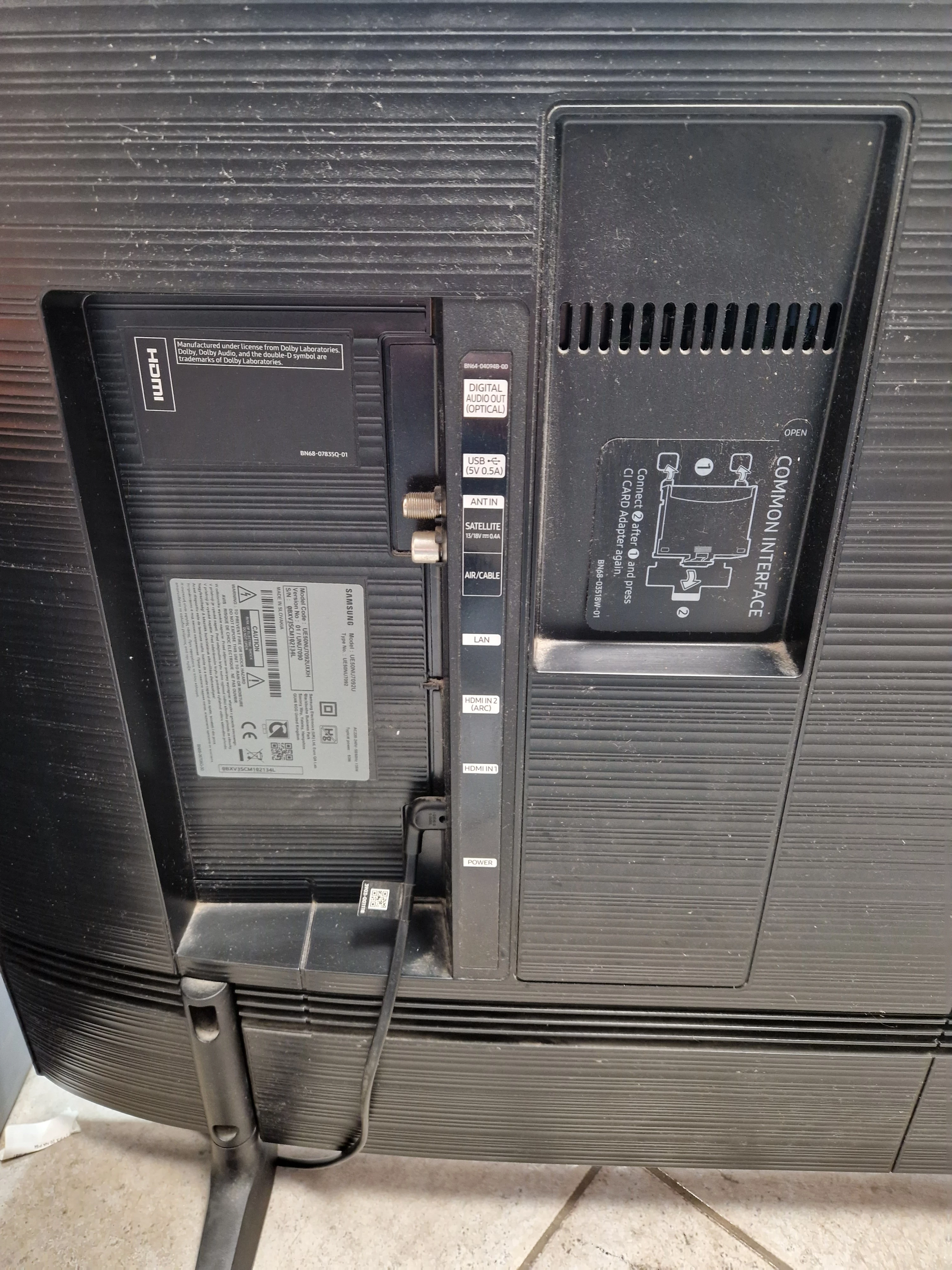 tv-samsung-ue50nu7092-karton-stan-uzywany