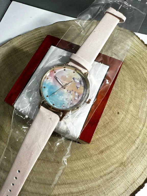 ZEGAREK MOTYLKI RÓŻOWY PASEK