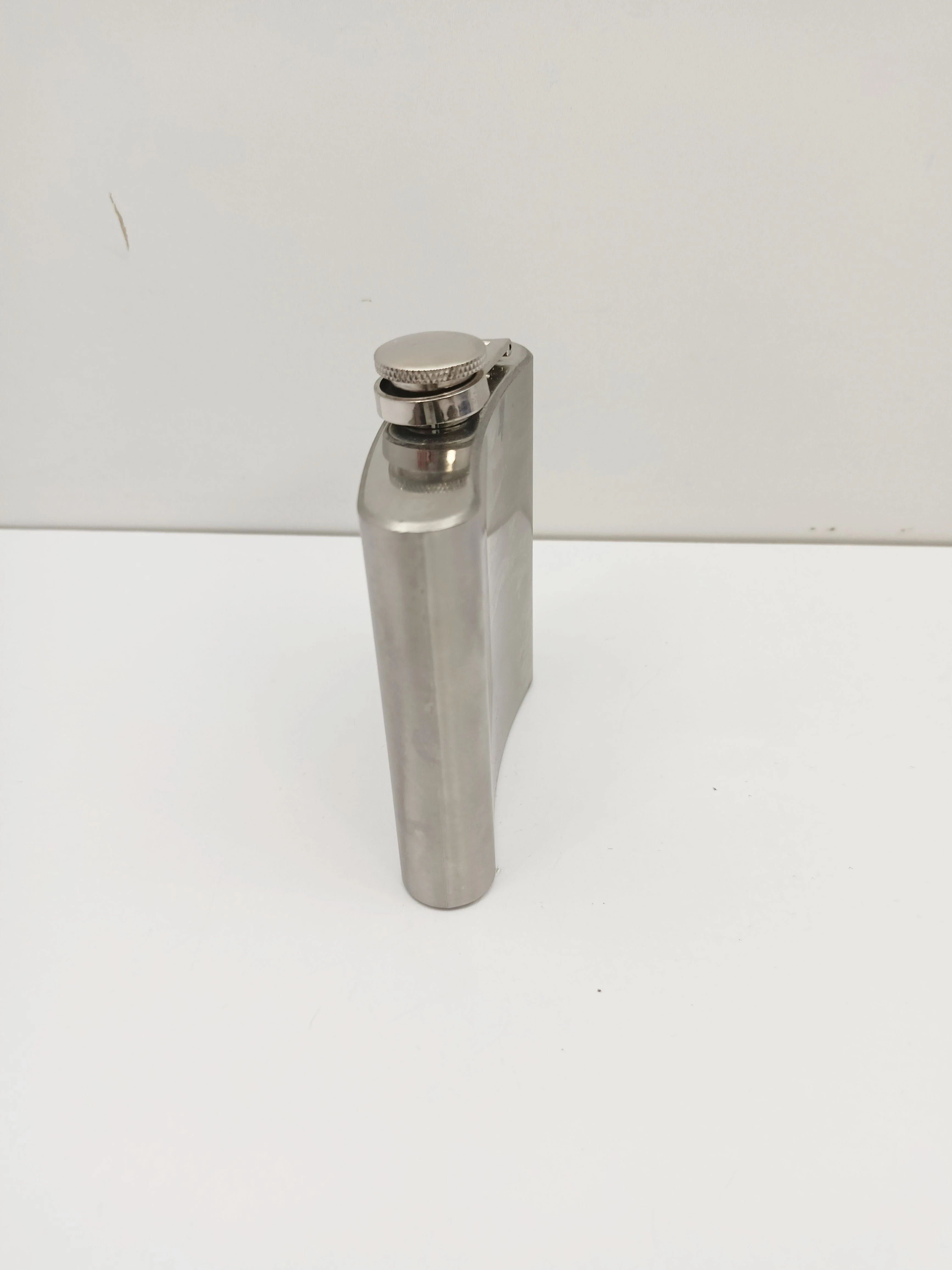 piersiowka-metalowa-6oz-ean-gtin-633585721475