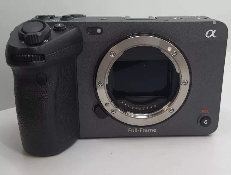 PEŁNOKLATKOWA KAMERA CYFROWA SONY FX3 - ILME-FX3 + UCHWYT SONY XLR-H1