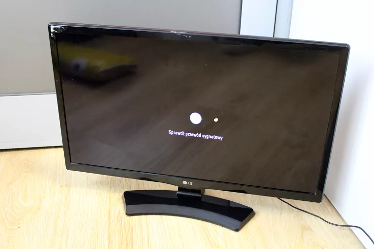 TELEWIZOR I MONITOR 2W1 LG 24MT48DF-PZ 23.6" LED HD READY DVB-T2