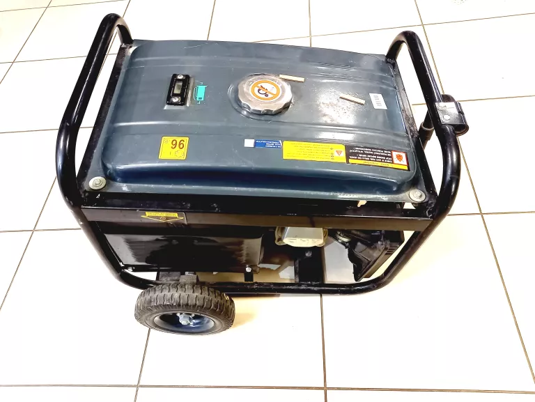 AGREGAT PRĄDOTWÓRCZY NUTOOL AG3000 7KM 2800 W