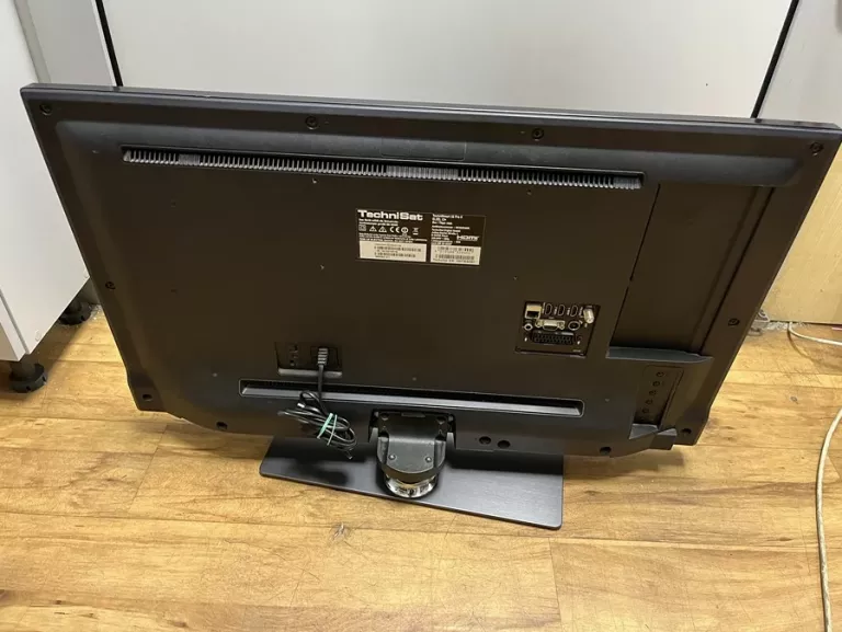 TELEWIZOR TECHNISAT TECHNISMART 32 PRO II