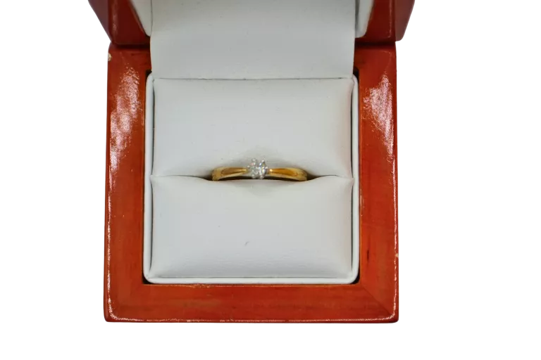 zloty-pierscionek-z-diamentem-certyfikat-ean-gtin-5900025448069