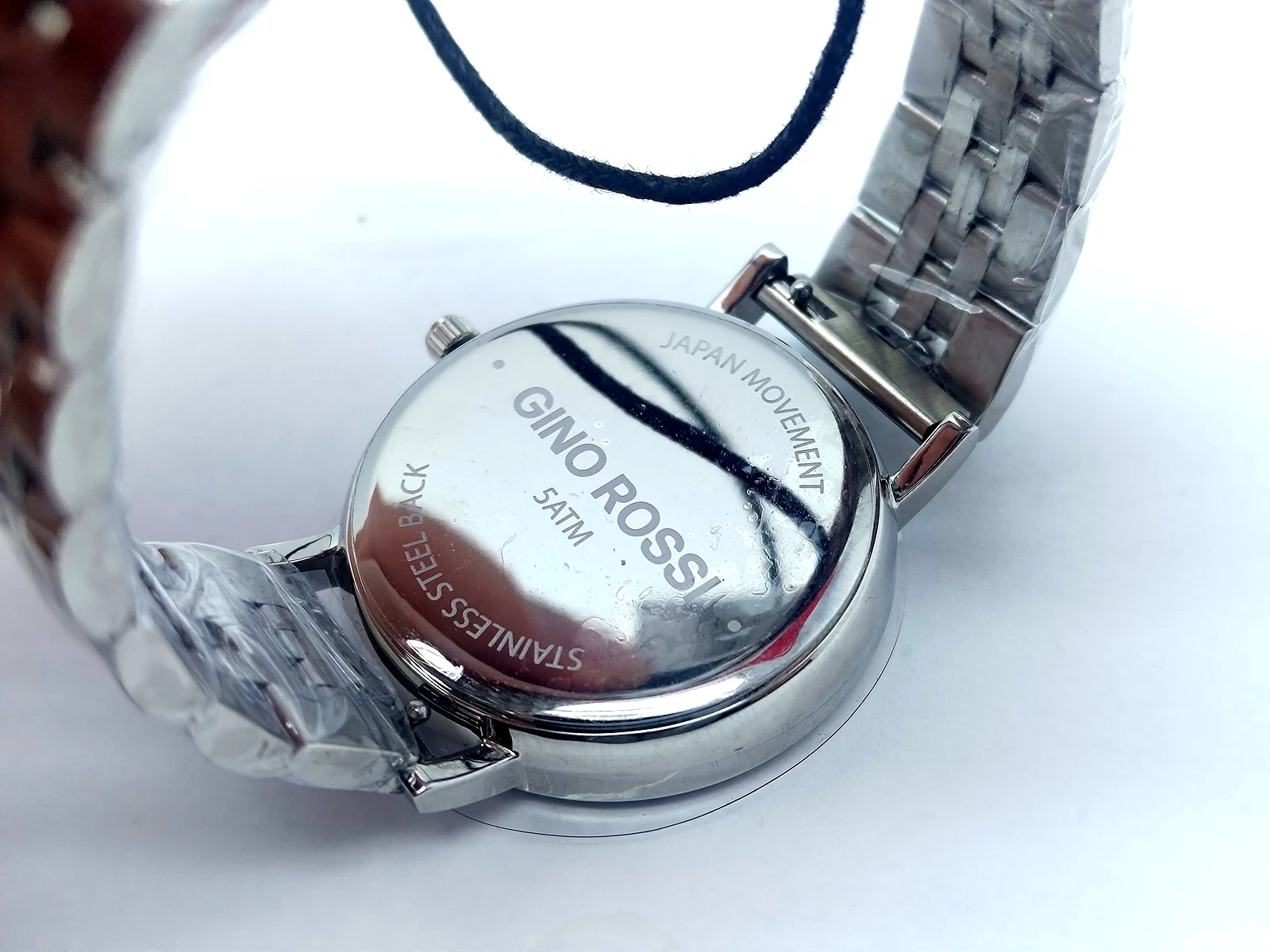 piekny-kwarcowy-damski-zegarek-i-mechanizm-18738-1