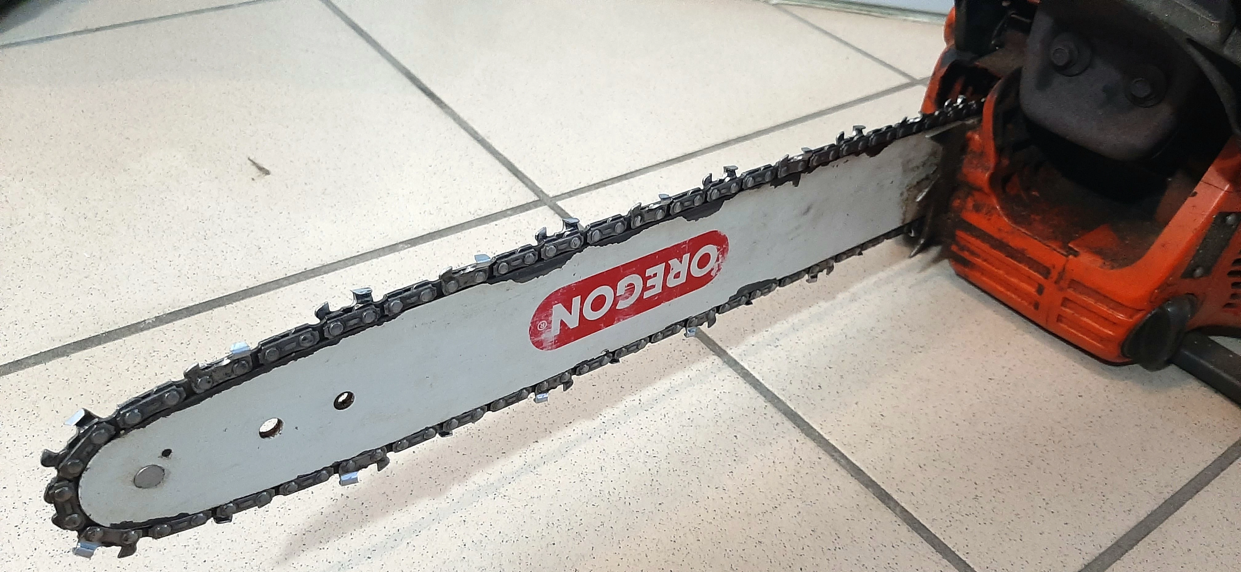 pila-spalinowa-husqvarna-240-ean-gtin-7393080377791