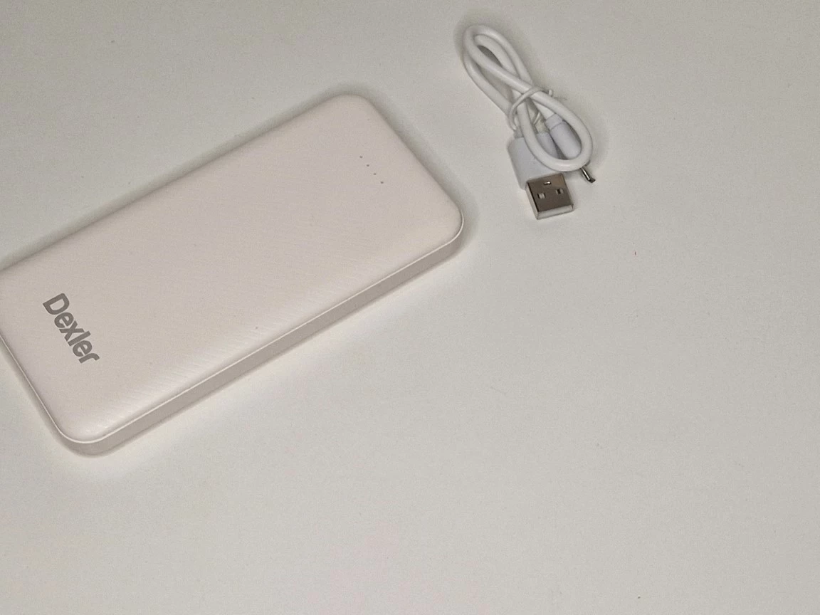 powerbank-dexler-8000mah-stan-powystawowy