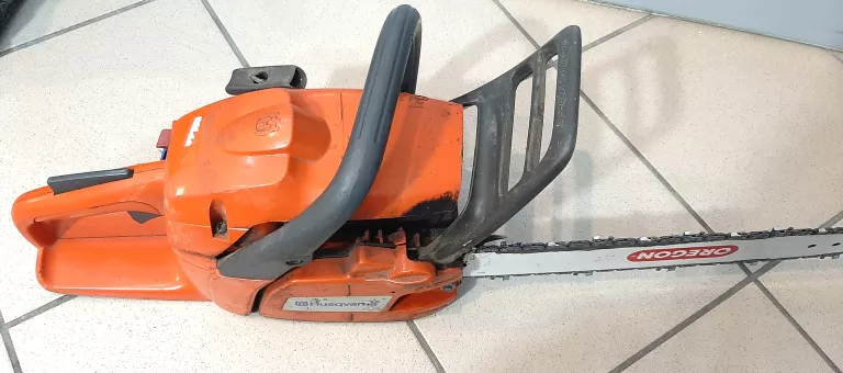 pila-spalinowa-husqvarna-240-zasilanie-spalinowe