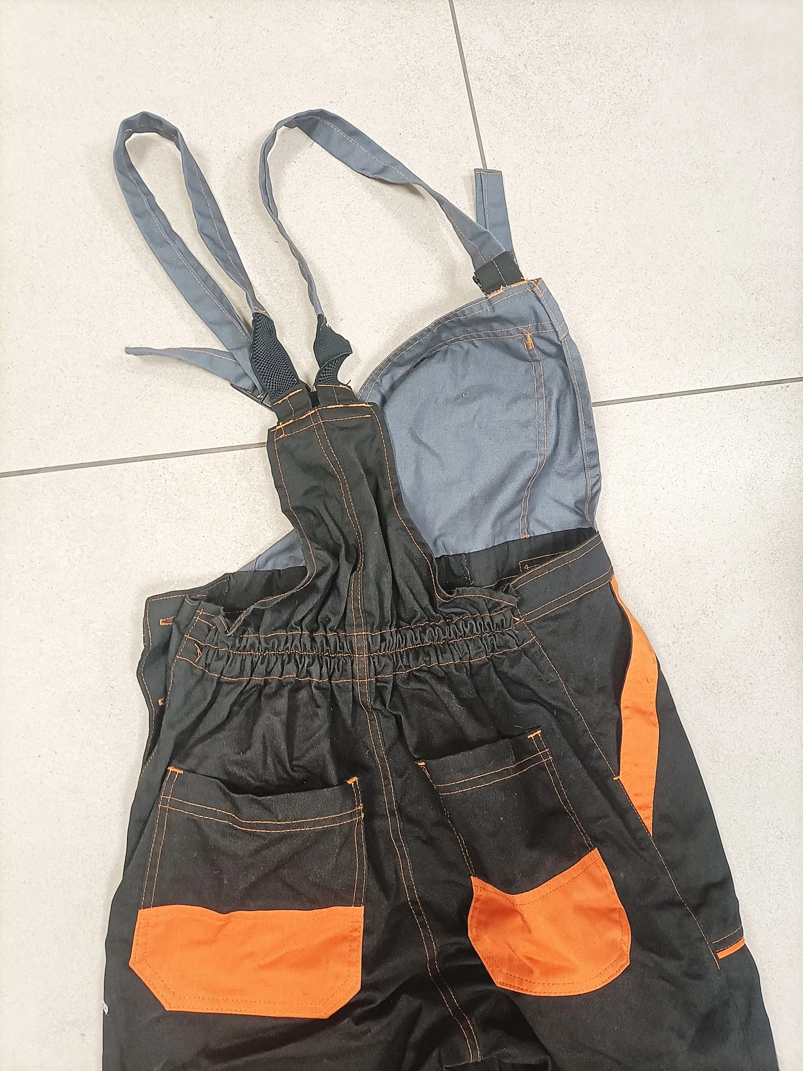 wytrzymale-spodnie-robocze-meskie-ogrodniczki-moto-leg-przeznaczenie-15591-1