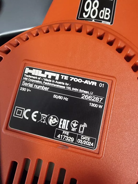 MŁOT KUJĄCY WYBURZENIOWY HILTI TE 700-AVR 11,5J 1300W SDS MAX