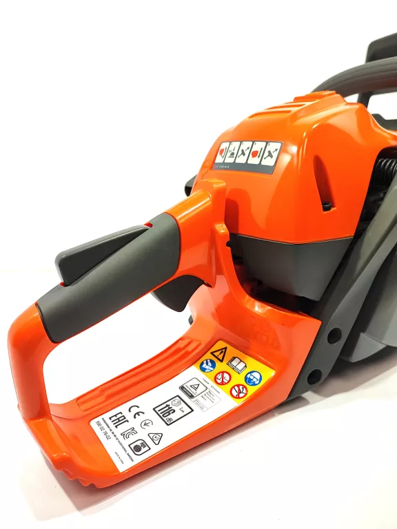 PIŁA SPALINOWA HUSQVARNA 135 MARK II 14