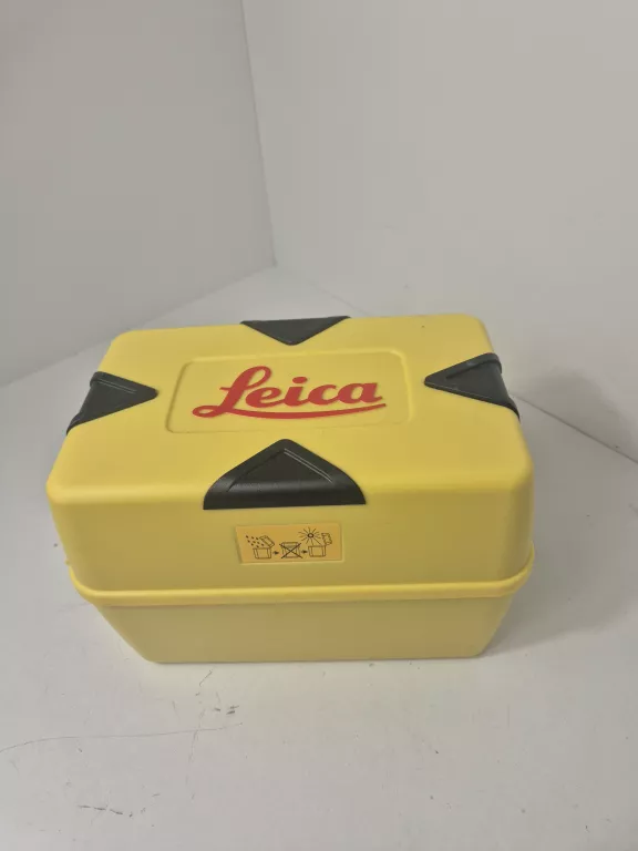 NIWELATOR OPTYCZNY LEICA NA532