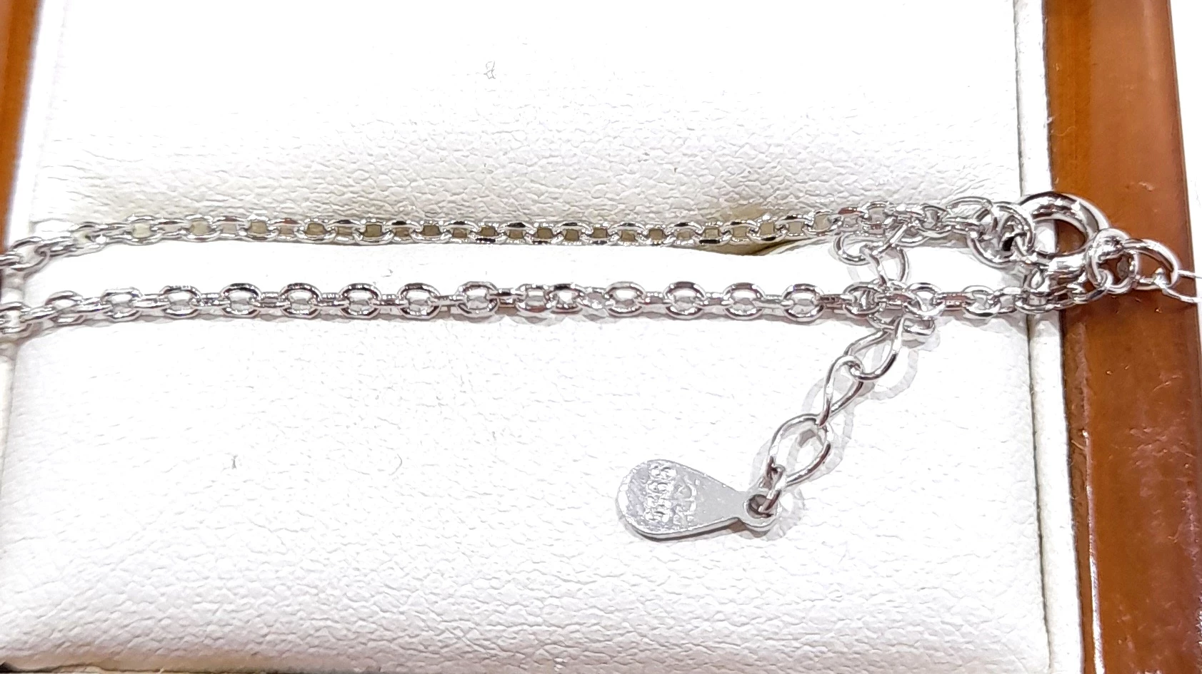 srebro-wyrob-jubilerski-lancuszek-z-zawieszka-33g-rodzaj-2205-2