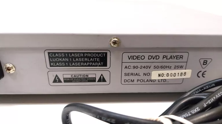 ODTWARZACZ DVD BENTLEY DC-950