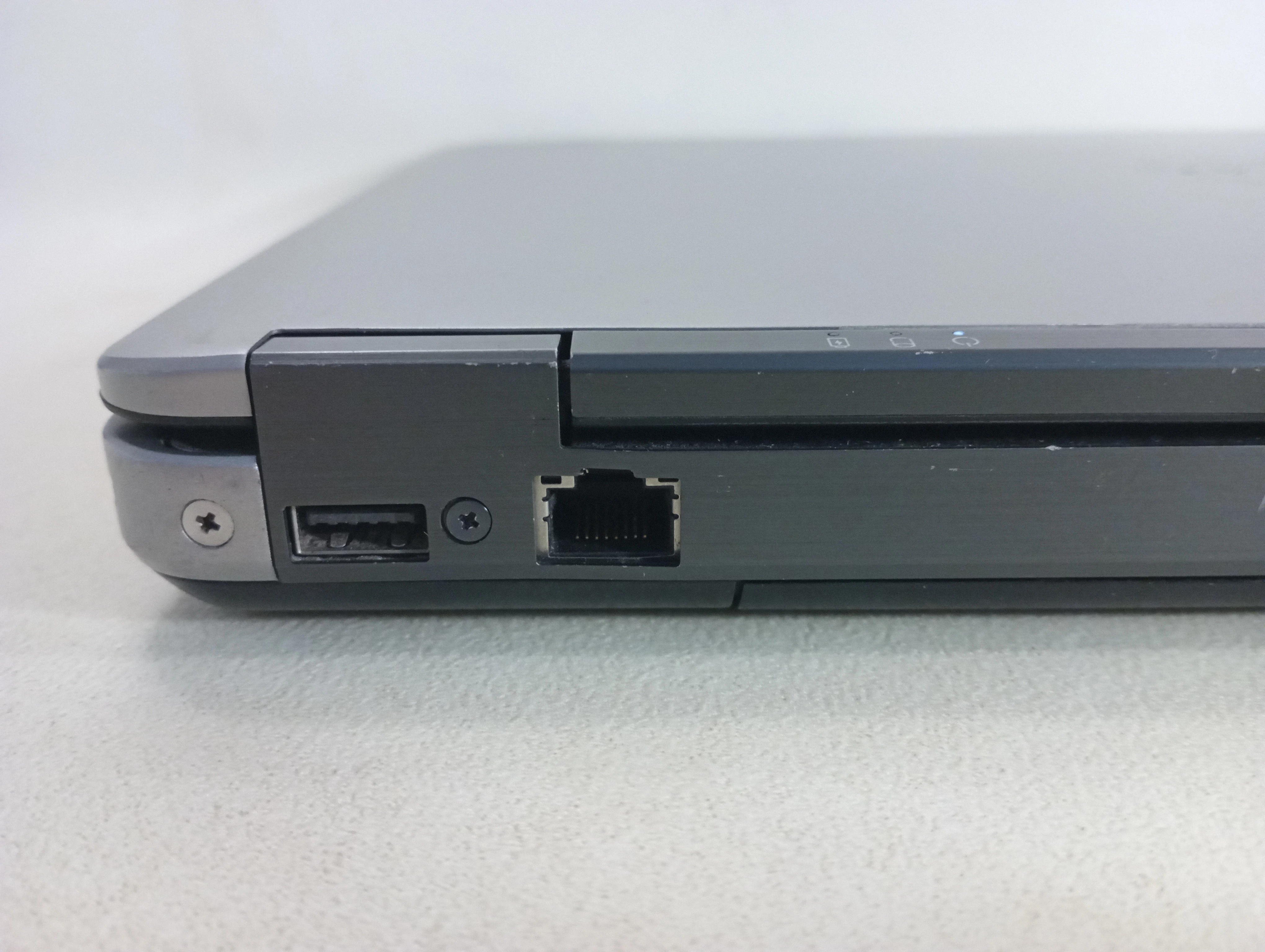 laptop-dell-latitude-e6440-i5-8-ram-240-ssd-seria-procesora-intel-core-i5