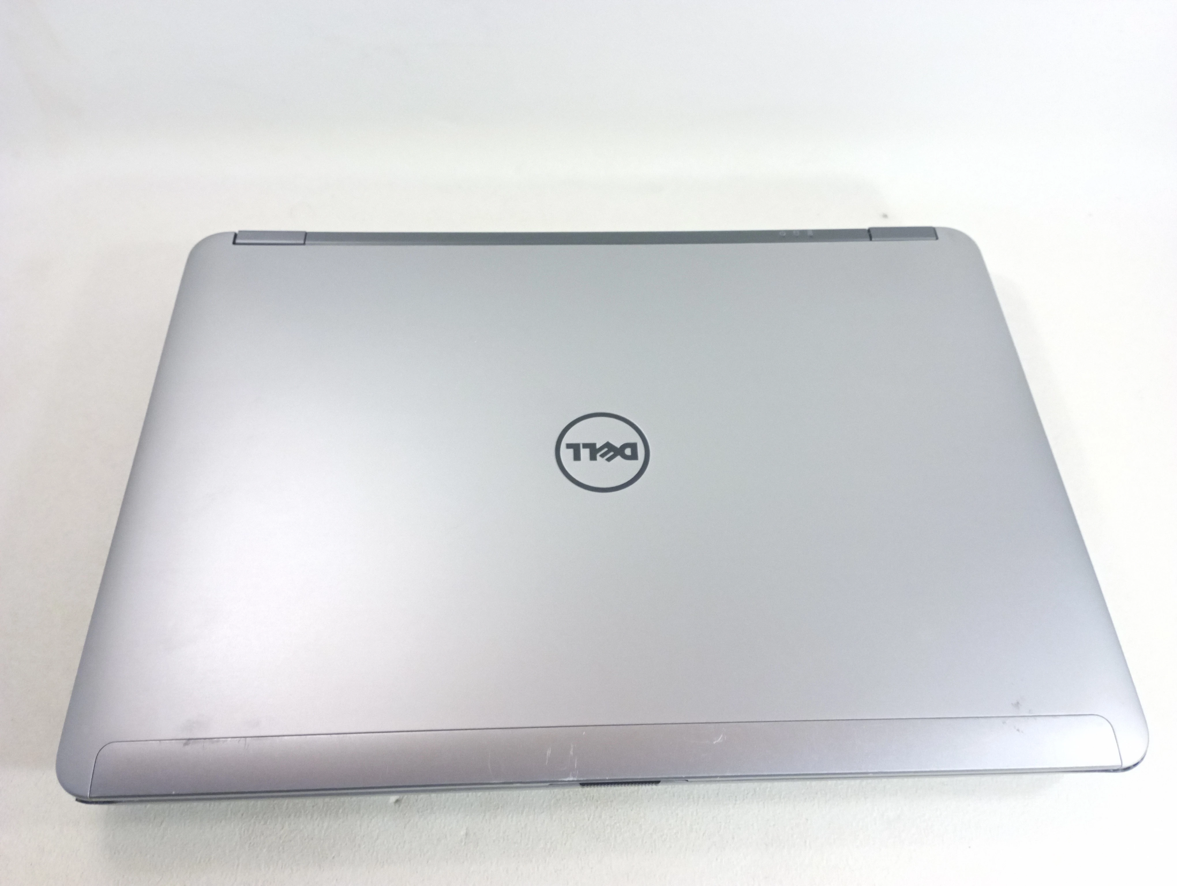 laptop-dell-latitude-e6440-i5-8-ram-240-ssd-przekatna-ekranu-14