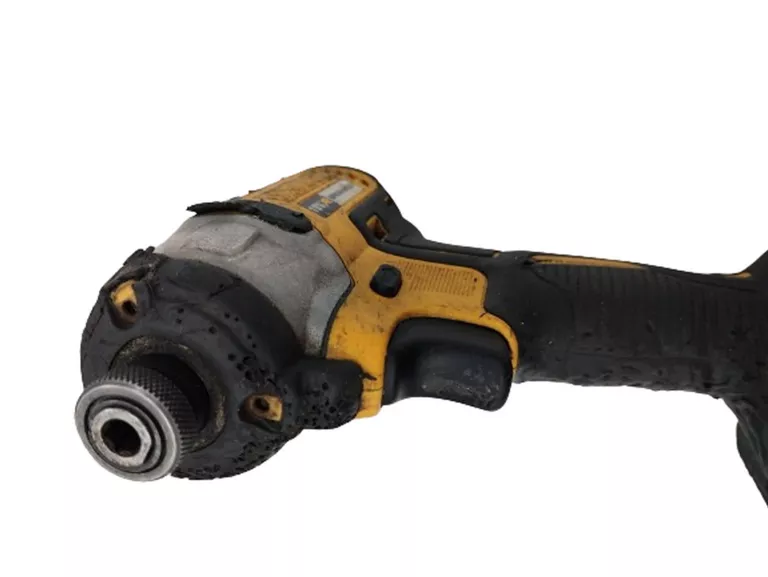 zestaw-elektronarzedzi-dewalt-dck266p3-qw-ean-gtin-5035048636787