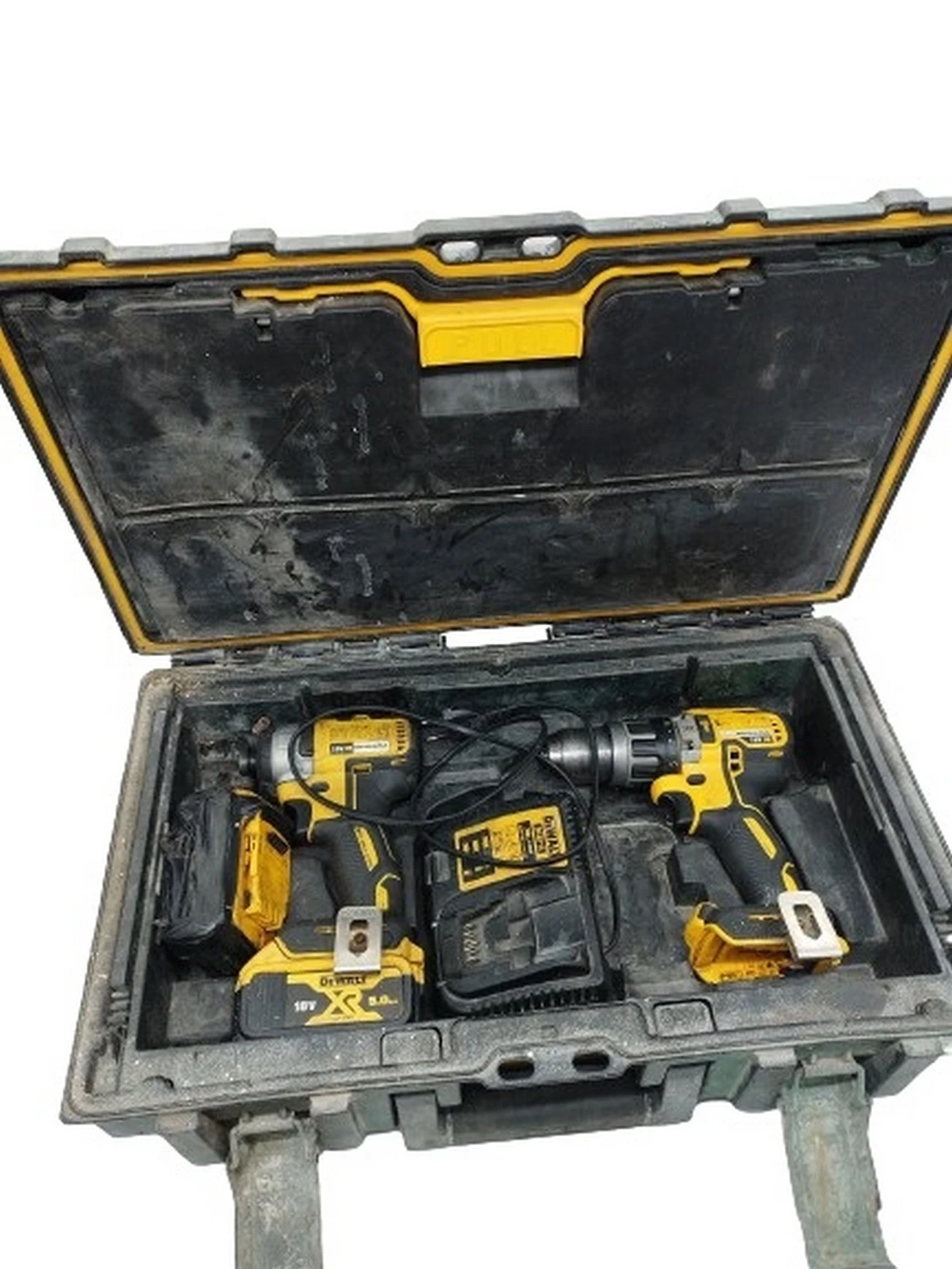 zestaw-elektronarzedzi-dewalt-dck266p3-qw-wiejska-2-sandomierz