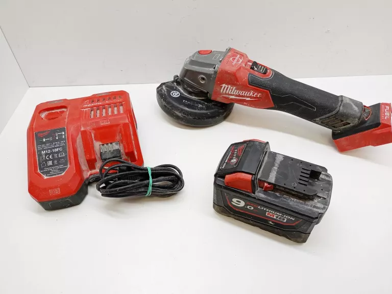 SZLIFIERKA KĄTOWA MILWAUKEE M18 FSAGV125XB