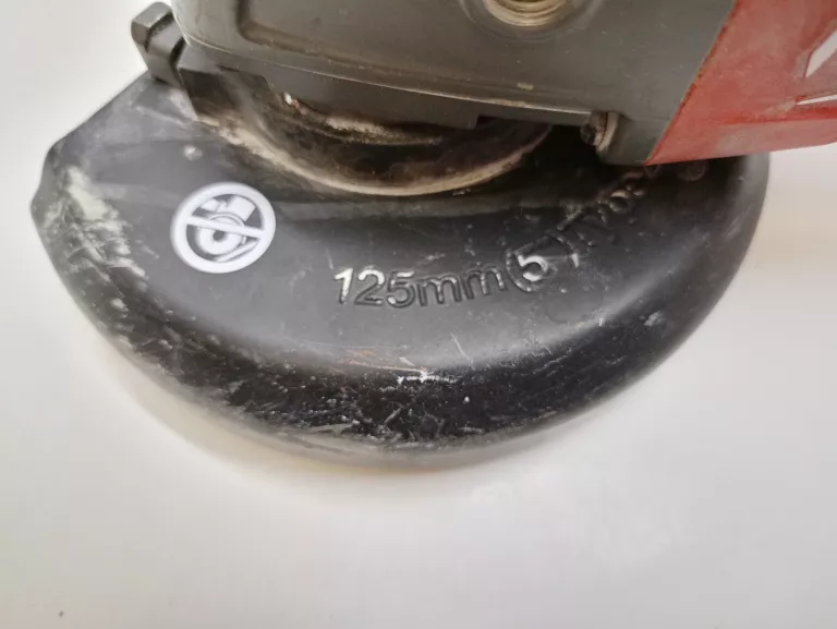 SZLIFIERKA KĄTOWA MILWAUKEE M18 FSAGV125XB