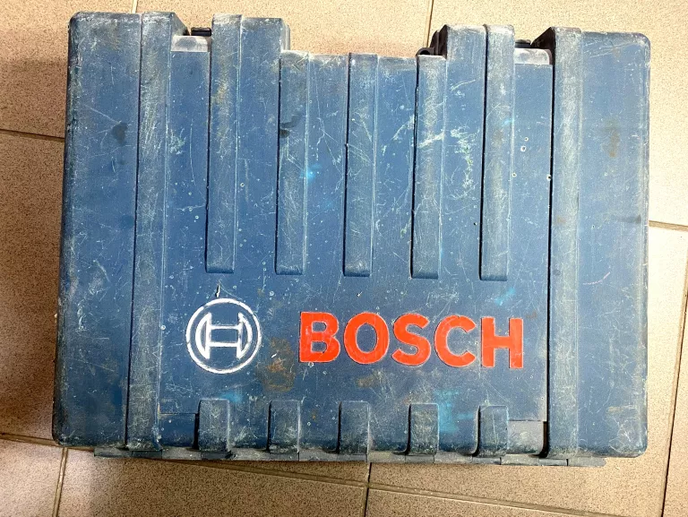 MŁOTOWIERTARKA BOSH GBH 4-32 DFR/WALIZKA/BRAK UDARU