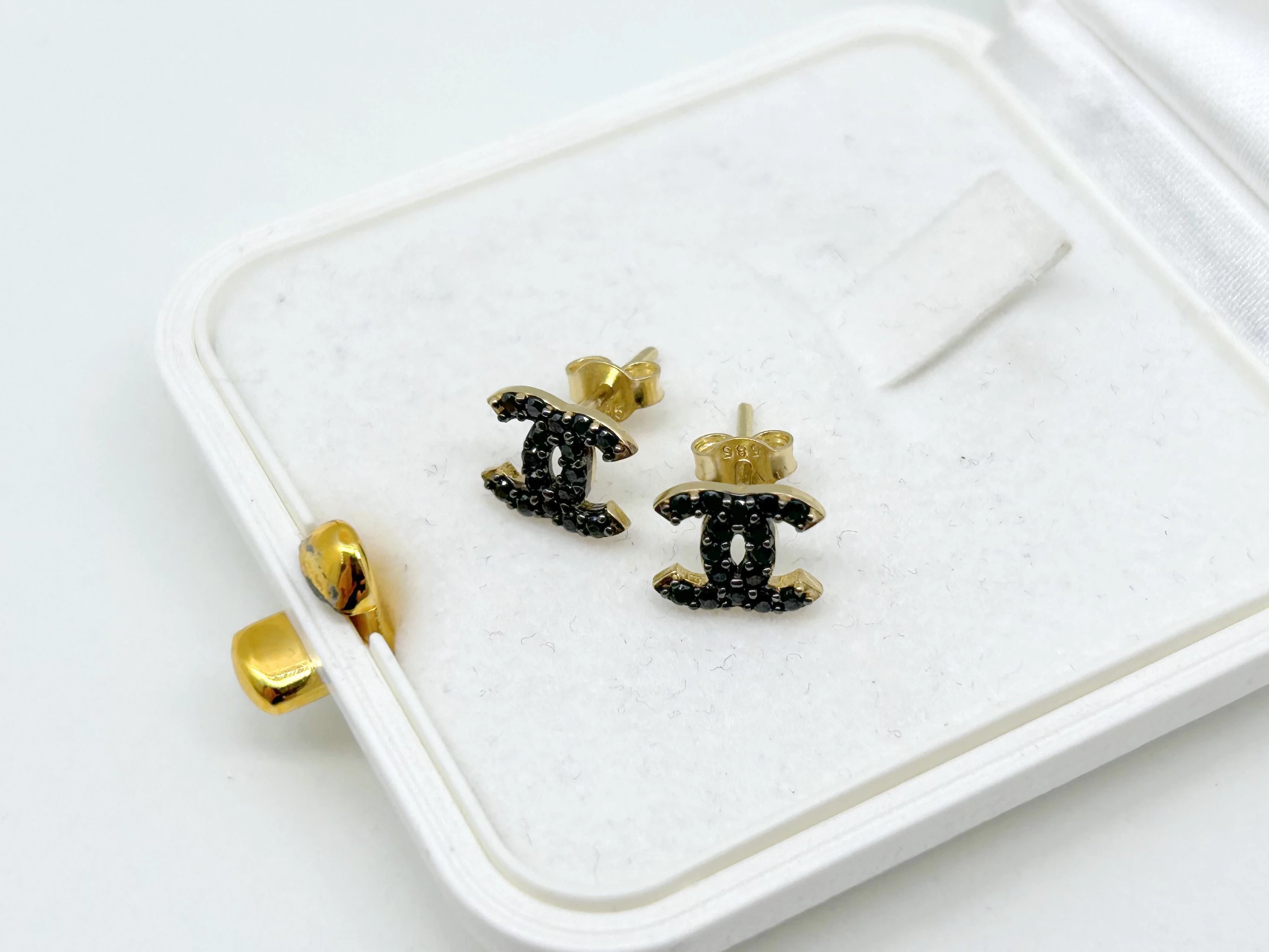 zlote-kolczyki-chanel-cc-czarne-cyrkonie-9mm-7mm-585-112g-kamien-cyrkonia