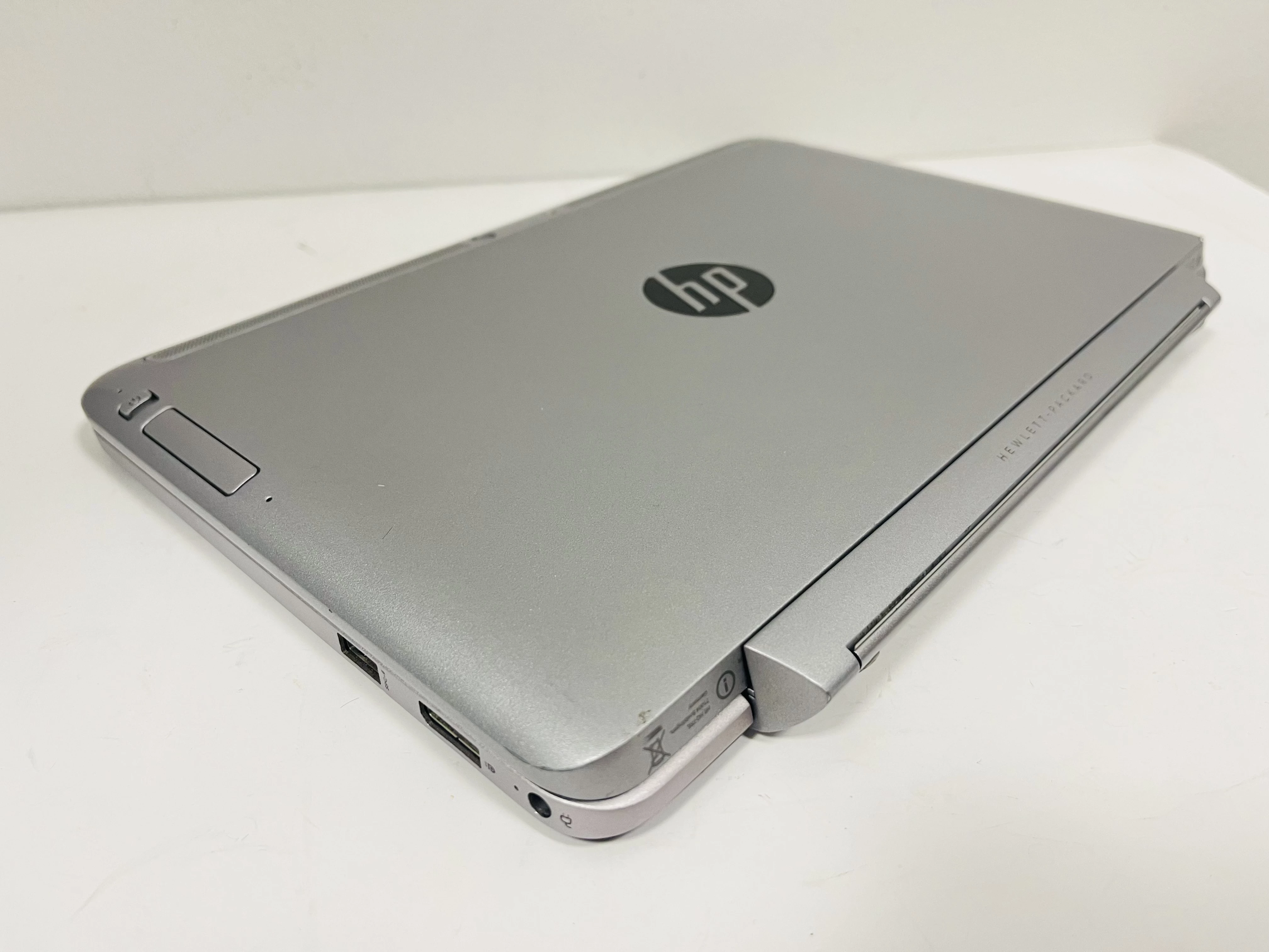 laptop-tablet-hp-elite-x2-1011-g1-system-operacyjny-windows-81-professional-64-bit